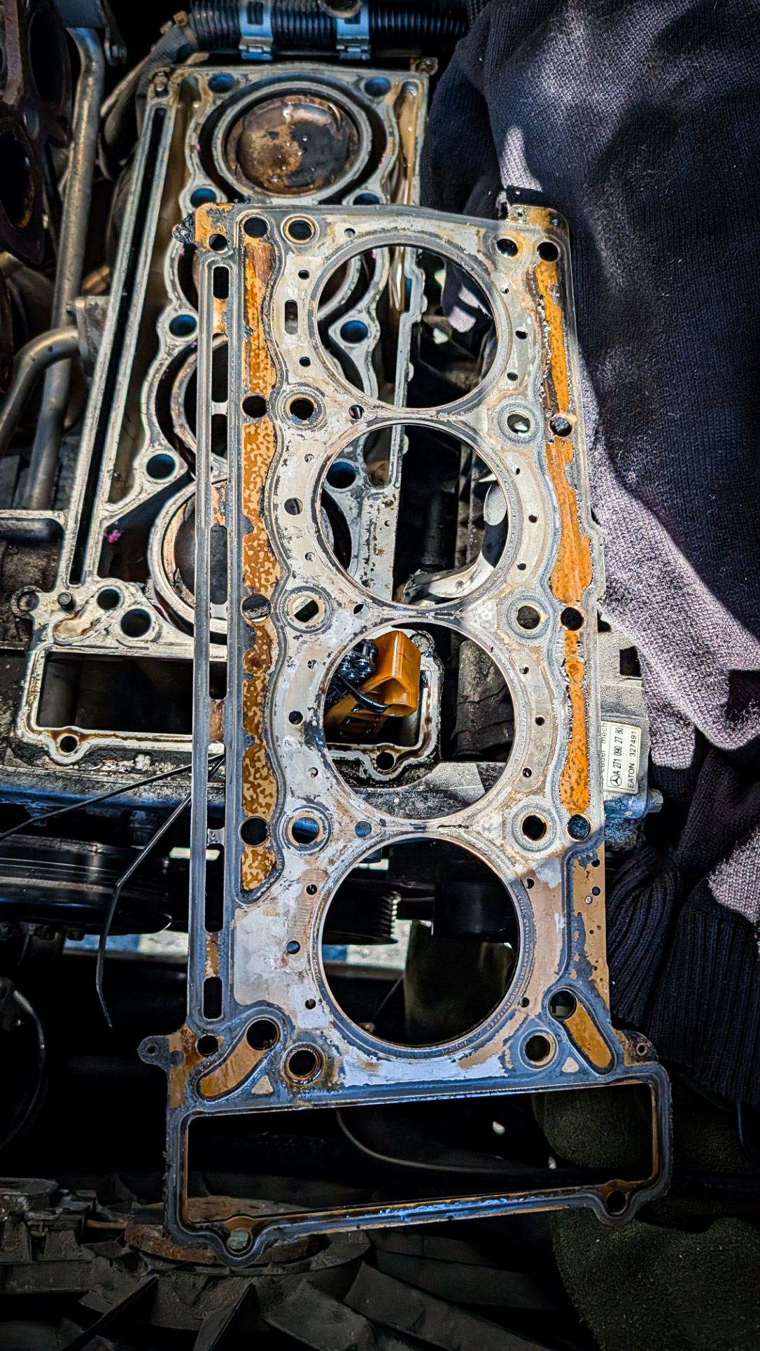 Výměna tesnění pod hlavou